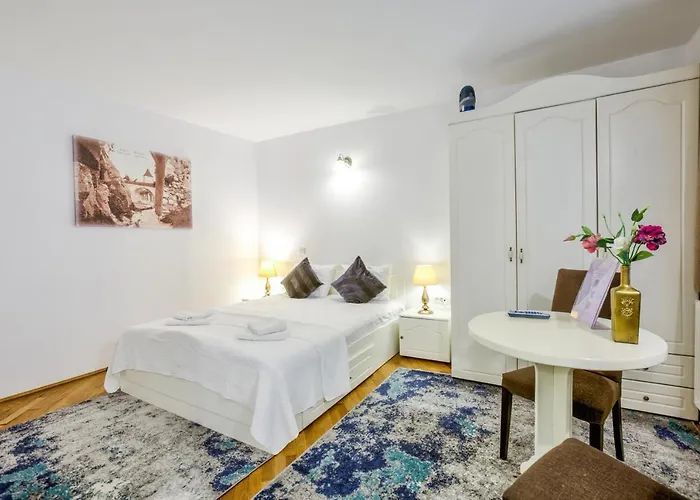 Annapolis Pensión 3*